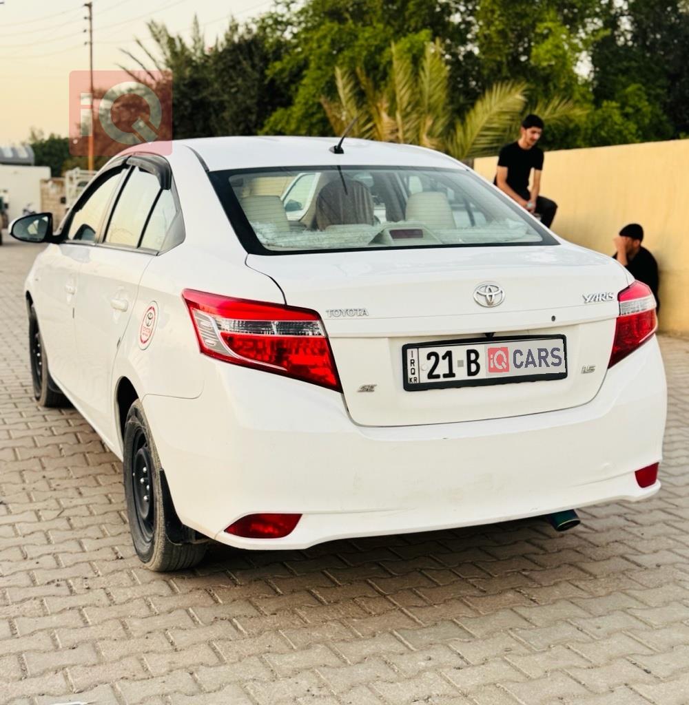 تۆیۆتا یارس